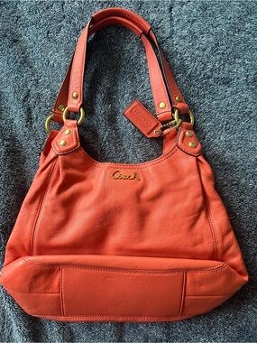 COACH Madison MAGGIE mia premium leather shoulder bag serial Coral Orange